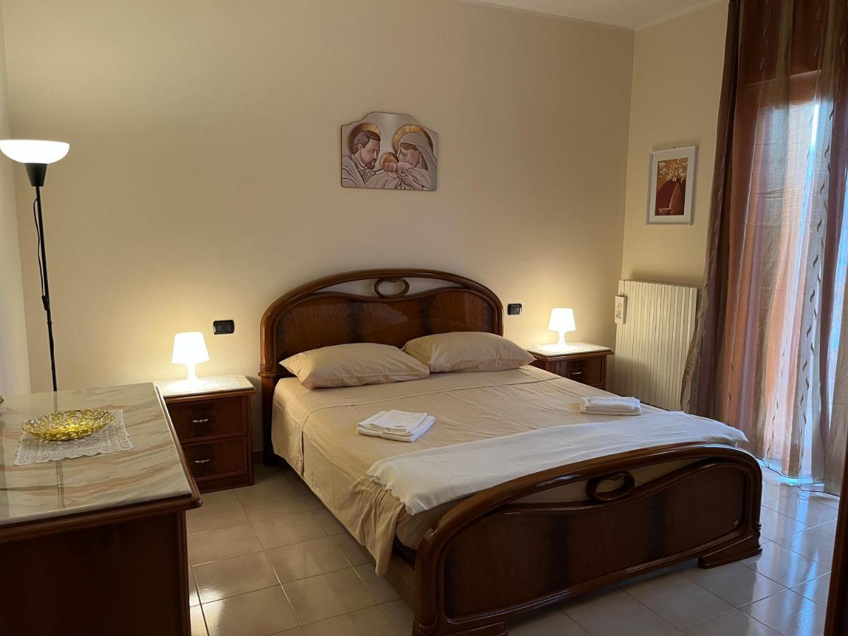 Apulian Heart Elegante Appartamento Gioia Del Colle Bagian luar foto